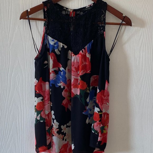 Guess Flowy Floral Top with Lace Detailing - Picture 2 of 8